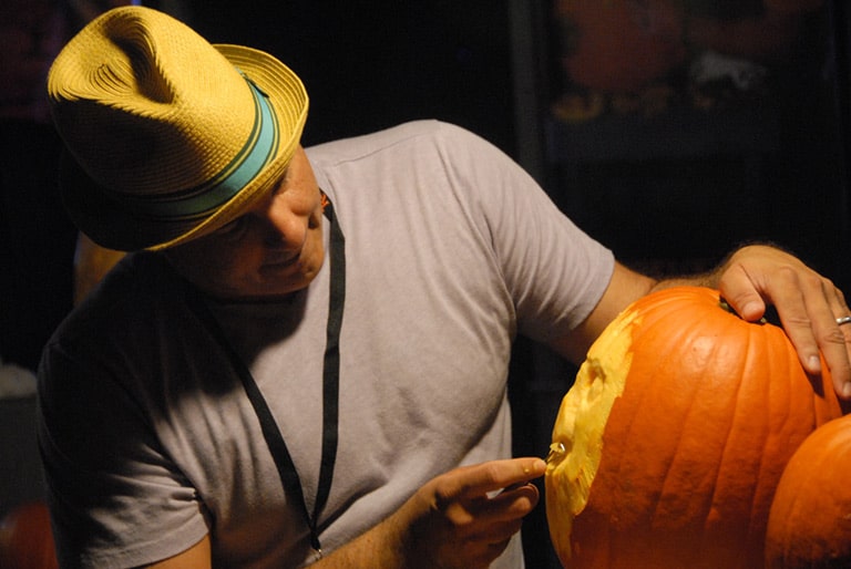 pumpkin carver